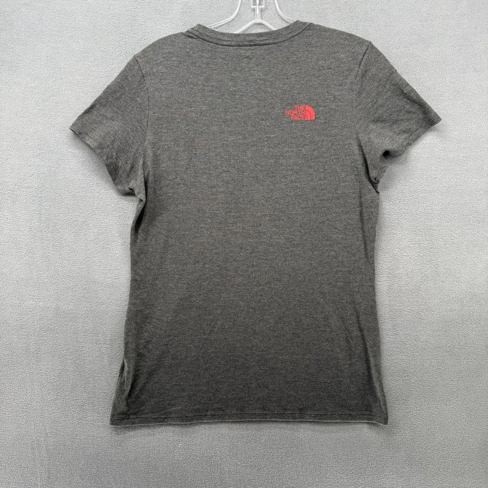 The North Face T-Shirt Womens Beary Chill Graphic Charcoal Grey Medium Standard - Picture 2 of 7